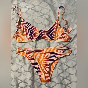 NEW without tags Multi color blackbough Bikini